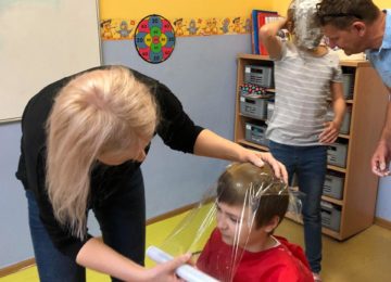 30715817_372943633115303_7763181656994742272_n