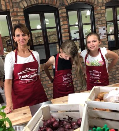 32247356_189999601620182_3191127874492956672_n – Kopia