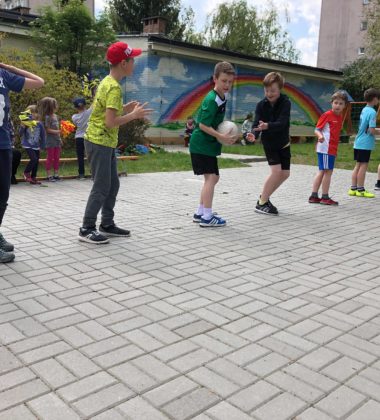 33103059_384950428581290_2846055895396253696_n