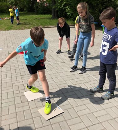 33146705_384913011918365_1487812615915700224_n