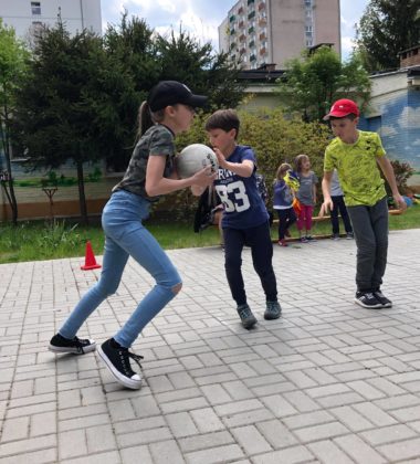 33193269_384950435247956_5048688705888321536_n