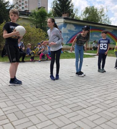 33197450_384950355247964_3914572492248711168_n