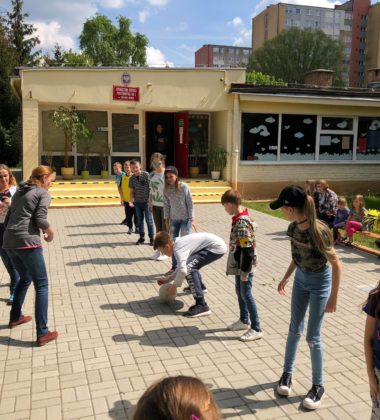 33204830_384949855248014_3759135233509687296_n