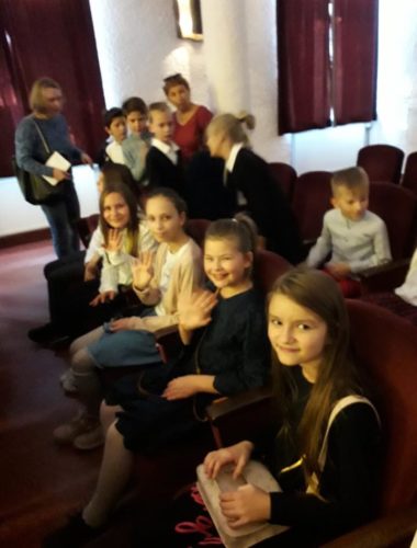 43350173_271700056783469_5897084694062694400_n