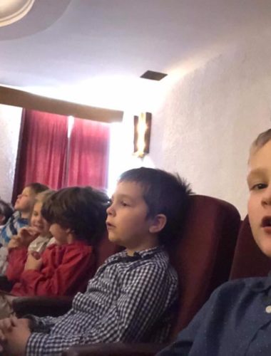 43425625_271702586783216_3151059437393805312_n