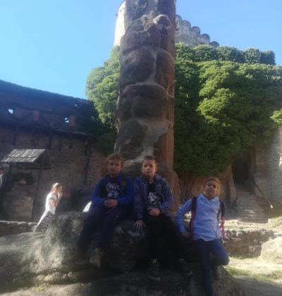 43788273_272840396669435_154409756532932608_n