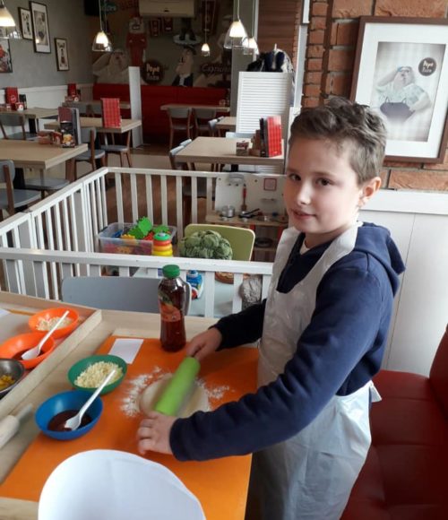 51719687_320348708585270_6903609313512652800_n