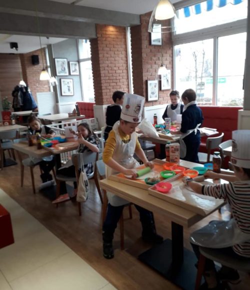 51863784_320348728585268_6123226760990425088_n