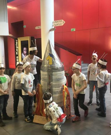 56205168_409198679644975_7886893332348010496_n