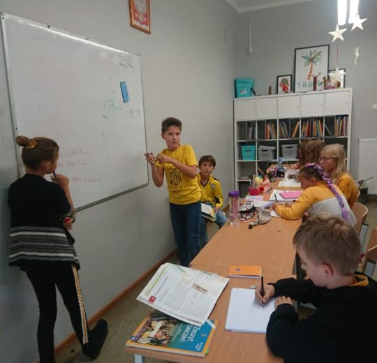 70890704_421165028503637_6906988048320299008_n