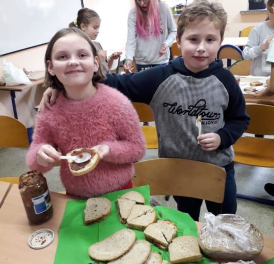 72563957_438745540078919_5951908267968954368_n