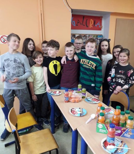 51794198_321255091827965_4591291662575075328_n