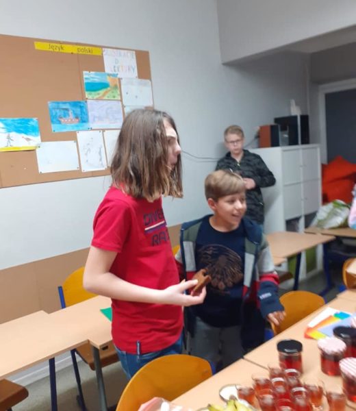 87160789_523688944917911_1967666282283139072_n