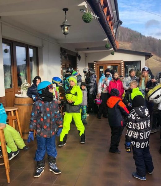 87688561_526815587938580_5552440991924879360_n