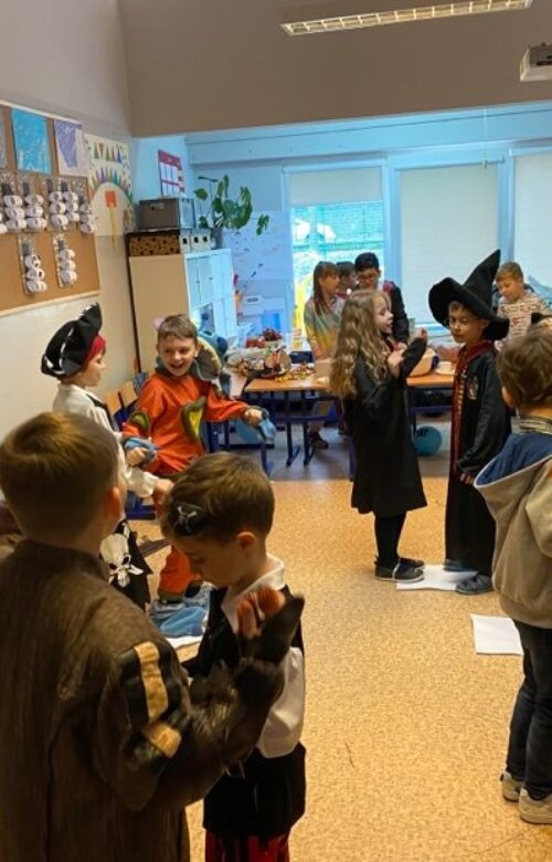 161331912_841002943148516_1862476810839264761_n